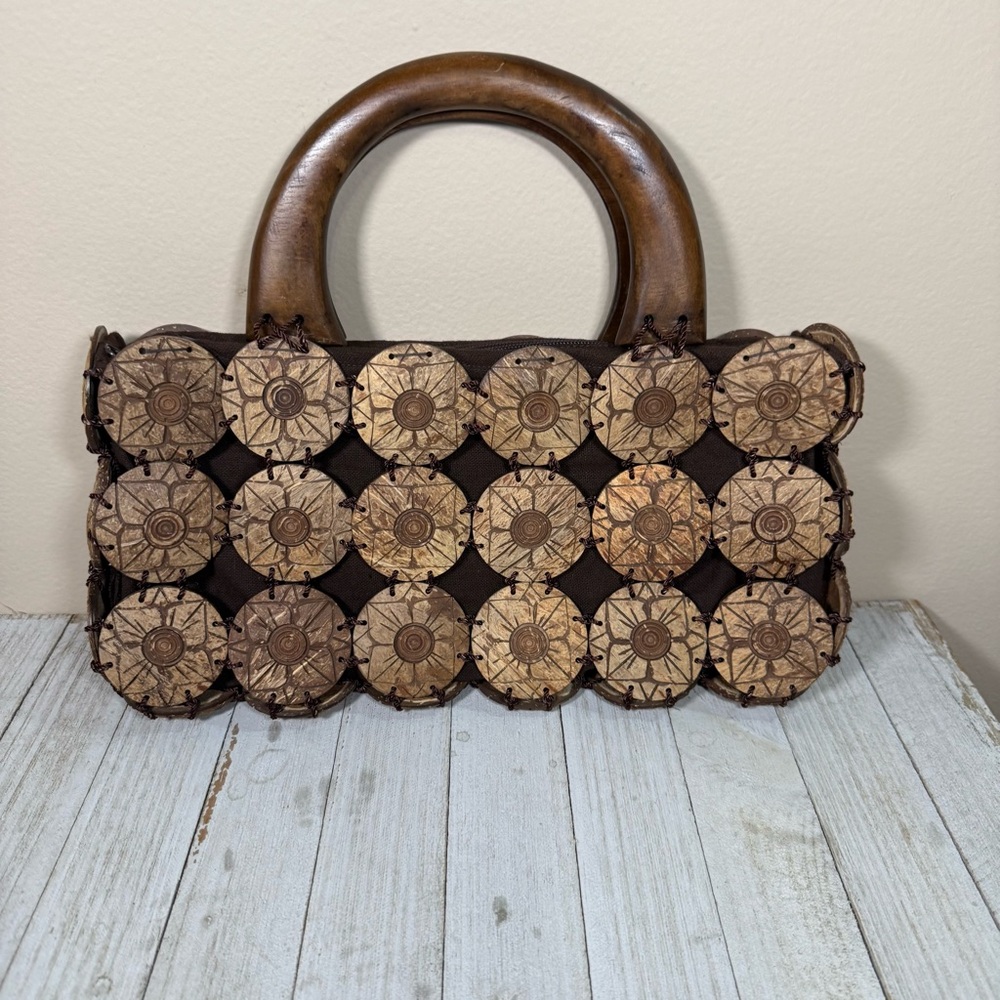 Carved flowers coconut shell handbag Purse Boho wood handle  BROWN HAWAIIAN
